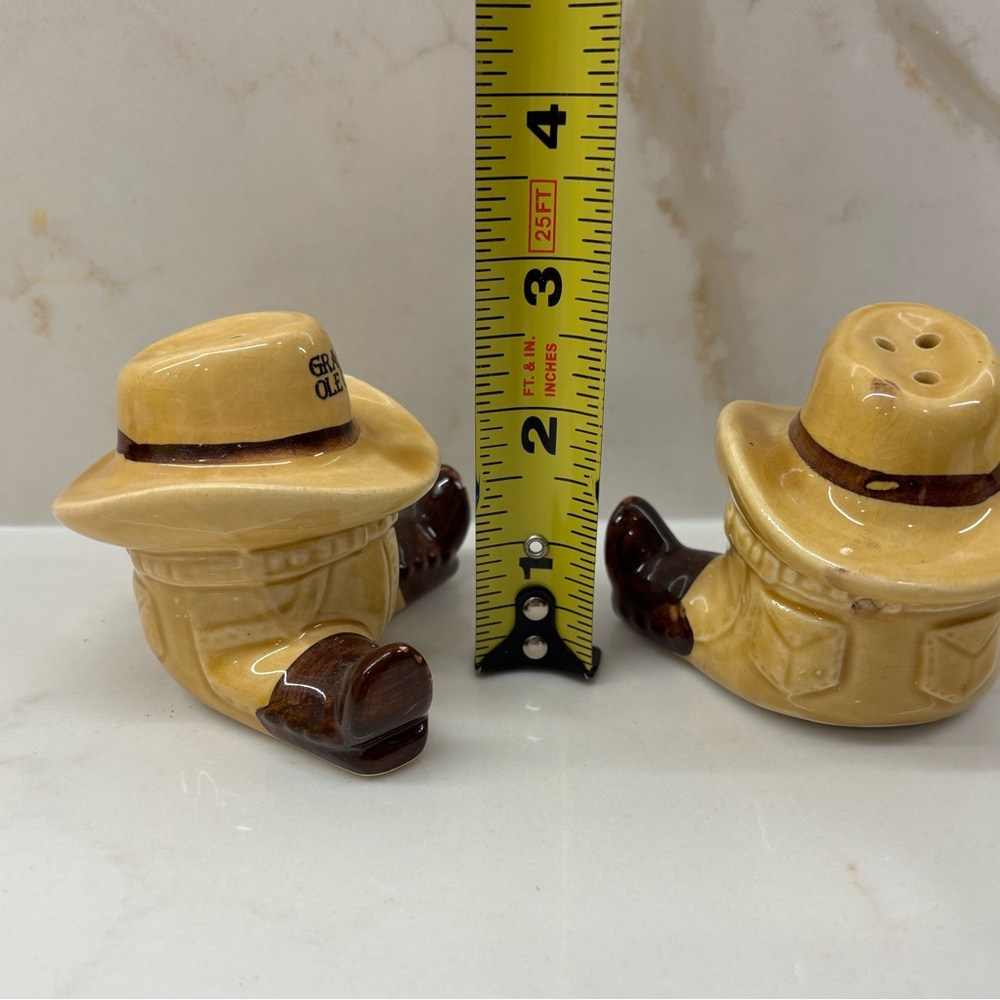 Vintage Grand Ole Opry Ceramic Cowboy Boot & Hat Salt and Pepper Shakers - Picture 8 of 9